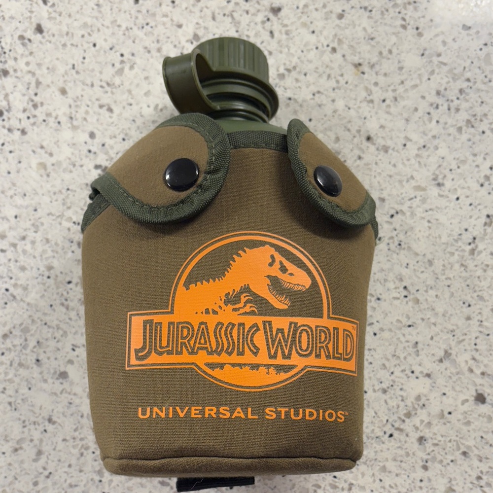 Universal Studios Jurassic World Canteen